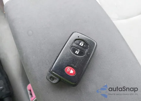 2011 Toyota Prius Five/Four/One/Three/Two z USA, uszkodzony, nr VIN JTDKN3DU1B5367441